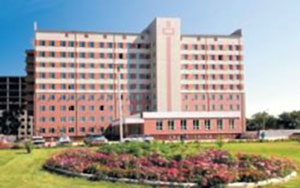 Александро-Мариинская областная клиническая больница в Астрахани. Автор фото: А.Мирейко. Источник: http://www.rg.ru Александро-Мариинская областная клиническая больница в Астрахани. Автор фото: А.Мирейко. Источник: http://www.rg.ru