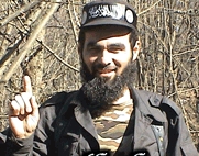 Полевой командир гакаев. Амир муслим гакаев. Муслим гакаев боевик. Амир муслим гакаев. Муслим гакаев.