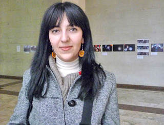 Сона Адамян, автор работы ‘’300-драмовая надежда’’. Армения, Ереван. 16 марта 2012 г. Фото Армине Мартиросян для «Кавказского узла»