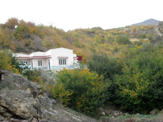 Ресторан в горах. Ресторан в горах.