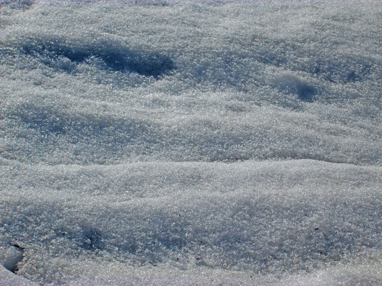 Икристый снег. Икристый снег.