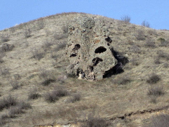 Камень-маска. Камень-маска.