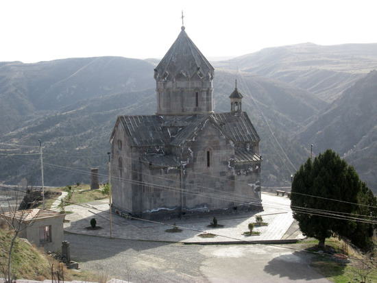 Церковь в Бердзоре Церковь в Бердзоре