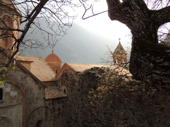 Вид на Кресты. Вид на Кресты.