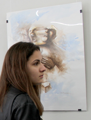 На выставке Рустама Сардалова в Национальном музее Северной Осетии. Владикавказ, 11 июня 2013 г. Фото Эммы Марзоевой для "Кавказского узла"