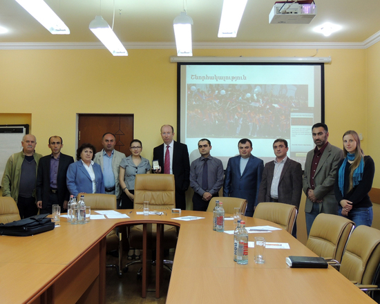 Часть участников презентации сайта. Часть участников презентации сайта.