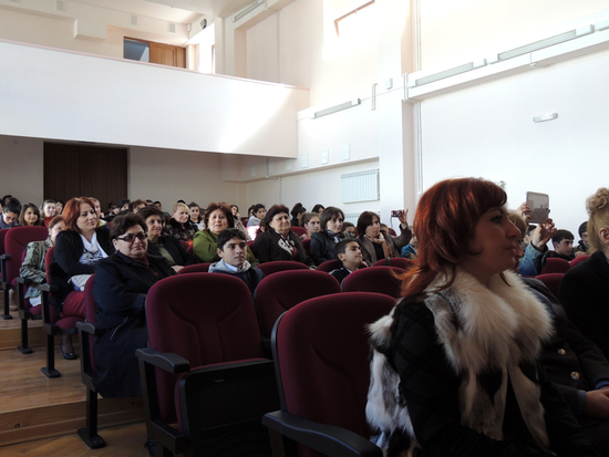 Зрители в зале. Зрители в зале.