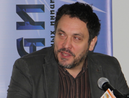 Образовательный форум кавказской молодежи, организованный фондом "Альтаир". Максим Шевченко читает лекцию об информационных вызовах народам России и стратегии активного противодействия.  Москва, 19 октября 2013 г. Фото Магомеда Туаева для "Кавказского узла" 