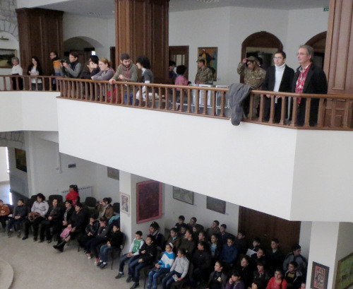 Нагорный Карабах, город Шуши, 3 ноября 2013 г. Зрители во время просмотра анимационных фильмов Ереванского международного фестиваля "РеАнимация-2013". Фото Алвард Григорян для "Кавказского узла"