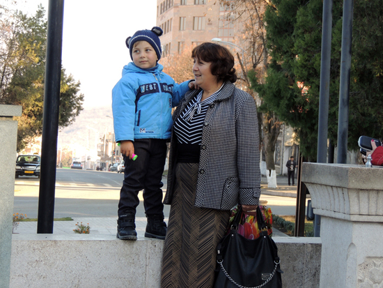 С бабулей на концерт. С бабулей на концерт.