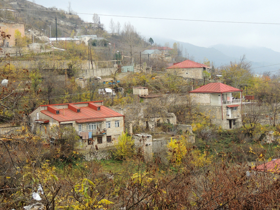 Добротные дома частного сектора. "Кавказский Узел" Добротные дома частного сектора. "Кавказский Узел"
