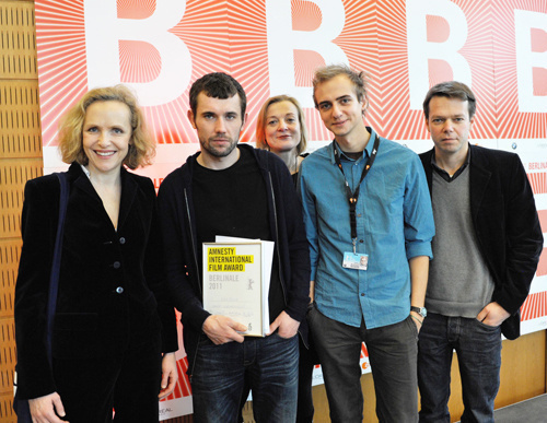 Режиссер Мантас Кведаравичюс и редактор фильма "Барзах" Миндаугас Галкус среди участников жюри Amnesty International на Берлинском международном кинофестивале. Германия, 11 февраля 2011 г. © G.Gnaudschun, Amnesty International.