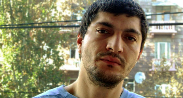 Амбарцум Амбарцумян, участник проекта "Писатели против конфликтов". Фото из личного архива А. Амбарцумяна.