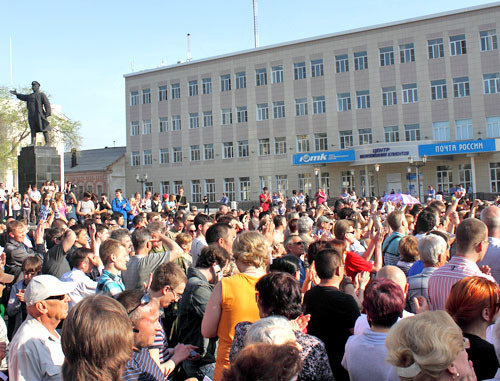 Акция в поддержку Олега Шеина. Астрахань, 21 апреля 2012 г. Фото: http://faereas.livejournal.com