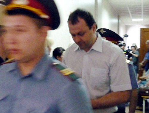 Бывший депутат  городской думы Ростова-на-Дону Дмитрий Островенко после судебного заседания. Ростов-на-Дону, 10 мая 2012 г. Фото Олеси Диановой для "Кавказского узла"