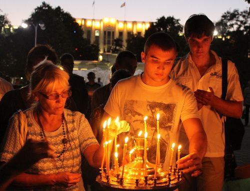 Акция памяти о жертвах теракта в Беслане. Краснодар, 3 сентября 2012 г. Фото Никиты Серебрянникова для "Кавказского узла"