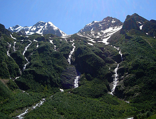 Дигорское ущелье. Фото Зинаиды Чередниковой.