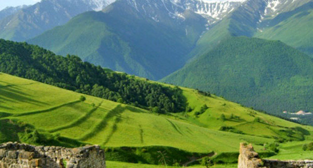 Горы Ингушетии. Фото http://commons.wikimedia.org