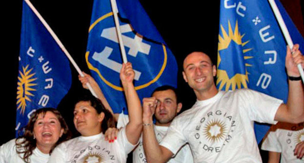 Сторонники "Грузинской мечты". Тбилиси, 1 октября 2012 г. Фото: Азиза Каримова для "Кавказского узла"