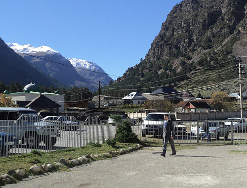 Кабардино-Балкария, поселок Эльбрус, октябрь 2012 г. Фото Луизы Оразаевой для "Кавказского узла"