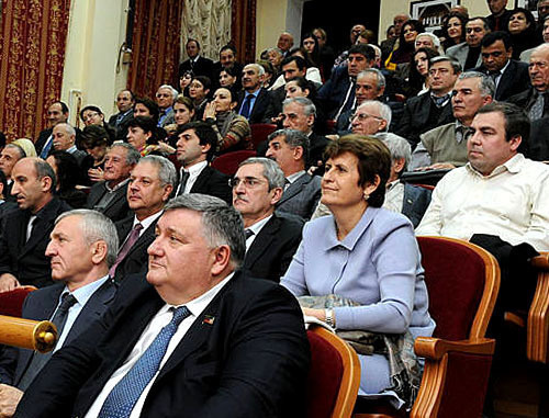 Преподаватели Дагестанского госуниверситета на встрече с министром образования РФ Дмитрием Ливановым. Фото Альберта Токаева для "Кавказского узла"