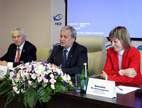 Презентация Северо-Кавказского регионального информационно-аналитического центра Российского института стратегических исследований. Ставропольсктй край, Ессентуки, 13 ноября 2012 г. Фото: http://www.riss.ru