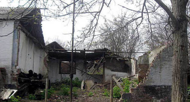Разрушенный дом в Грозном, Чечня, 2010 г. Фото: http://greedyspeedy.livejournal.com