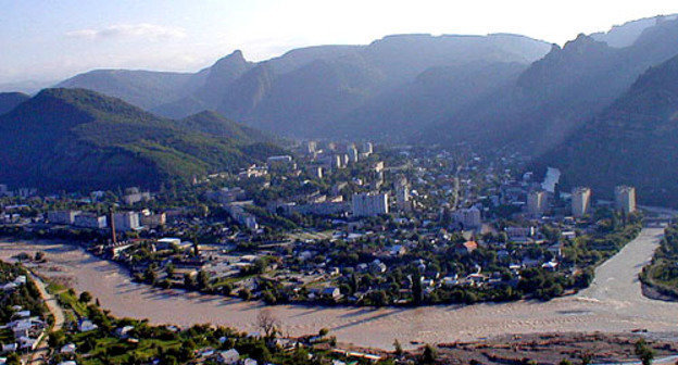 Город Карачаевск, Карачаево-Черкессия. Фото http://commons.wikimedia.org