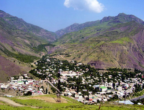 Село Агвали Цумадинский район Дагестана. Фото: AbuZarr, http://www.odnoselchane.ru