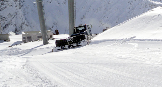 Горнолыжная трасса "Азау" в Приэльбрусье, КБР. 27 декабря 2013 г. Фото Луизы Оразаевой для "Кавказского узла"