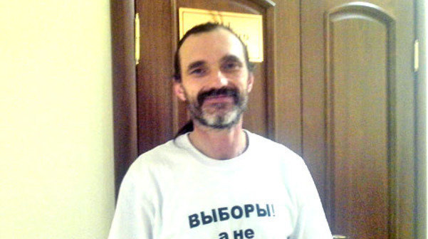 Михаил Анисенко после вынесения решения суда. Астрахань, 20 февраля 2013 г. Фото Елены Гребенюк для "Кавказского узла"