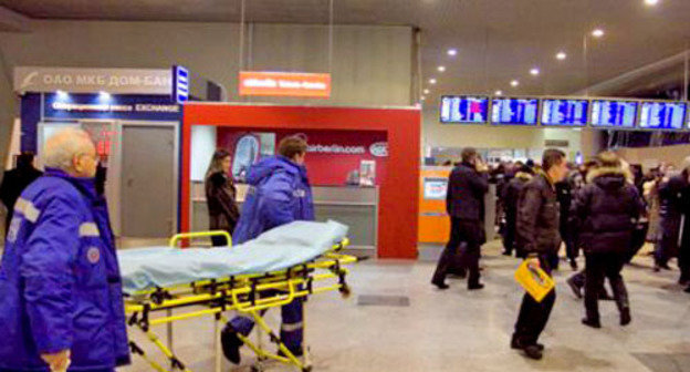 Теракт в аэропорту "Домодедово". Москва, 24 января 2011 г. Фото Yuri Timofeyev (RFE/RL)
