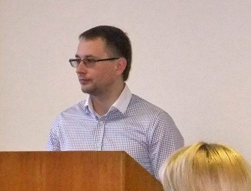 Оперуполномоченный МВД России отдела по борьбе с коррупцией Алексей Меньшиков во время заседания суда по делу Соколинской. Сочи, 26 февраля 2013 г. Фото Светланы Кравченко для "Кавказского узла"