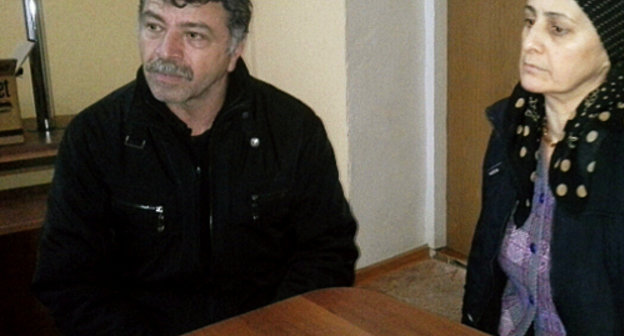 Кахриман Шихгасанов с женой. Дербент, 28 января 2013 г. Фото Патимат Махмудовой для "Кавказского узла"
