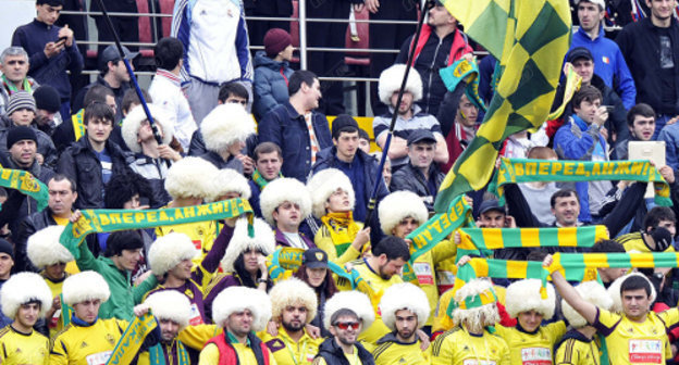 На трибунах "Анжи-Арены". Дагестан, 17 марта 2013 г. Фото пресс-службы ФК "Анжи", fc-anji.ru