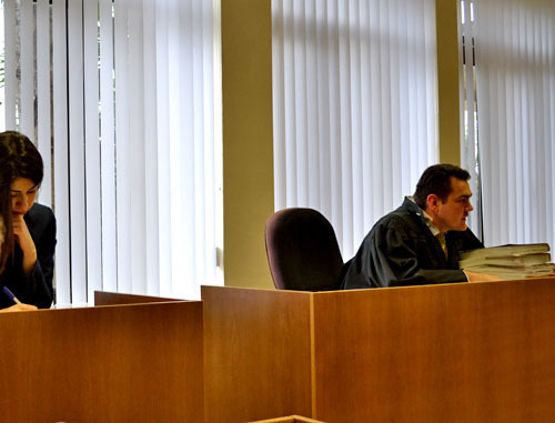 Судья Вадим Орехов во время заседания суда по делу Елены Соколинской. Сочи, 26 марта 2013 г. Фото Светланы Кравченко для "Кавказского узла"