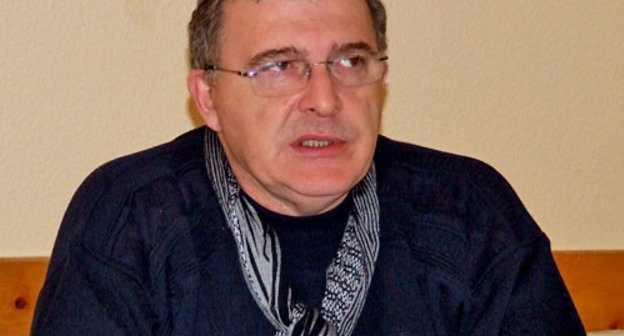 Политолог Мамука Арешидзе во время дискуссии, посвященной перспективам северокавказской политики Грузии, в центре культурных взаимосвязей "Кавказский дом". Тбилиси, 26 марта 2013 г. Фото Эдиты Бадасян для "Кавказского узла"