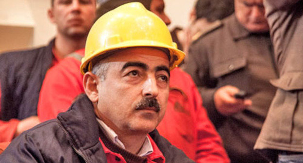 Встреча бастующих работников азербайджанского предприятия Bos Shelf с руководством компании. Баку, 17 марта 2013 г. Фото Азиза Каримова для "Кавказского узла"