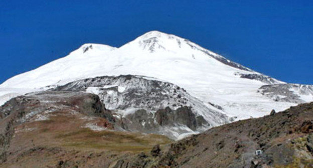 Эльбрус, Кабардино-Балкария. Фото http://www.region-07.ru/