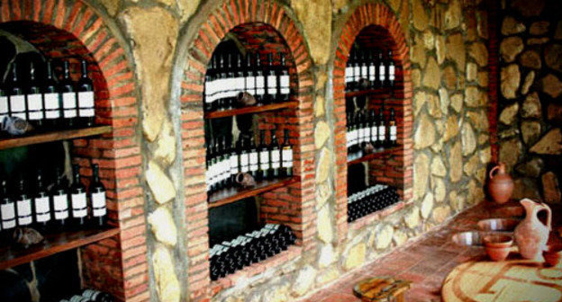 Винодельный завод "Киндзмараули Марани". Грузия. Фото с сайта производителя http://www.kmwine.ge