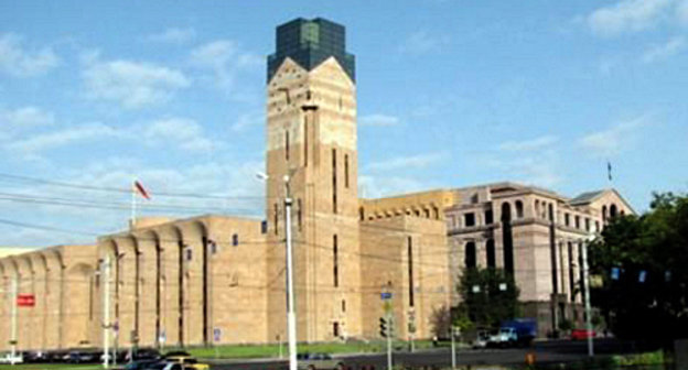 Ереван, здание мэрии. Фото: http://www.imegaservice.com/