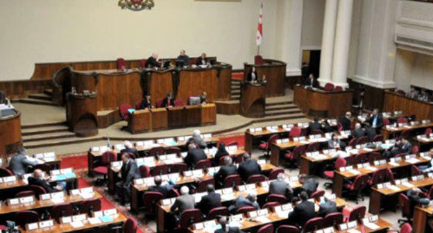 Парламент Грузии. Фото Nodar Tskhirashvili (RFE/RL)