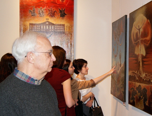 Выставка "Оттенки черкесского" начала работу в Москве. 10 апреля 2013 г. Фото Натальи Крайновой для "Кавказского узла"