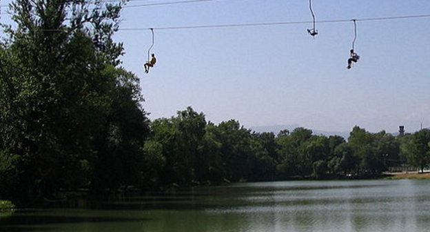 Нальчик, канатная дорога в парке, 2007 г. Фото: Wassily, http://commons.wikimedia.org