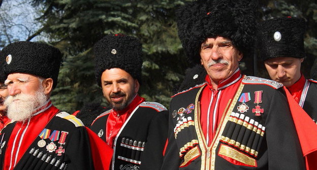 Участники парада Кубанского казачьего войска. Краснодар, 20 апреля 2013 г. Фото Андрея Кошика для "Кавказского узла"
