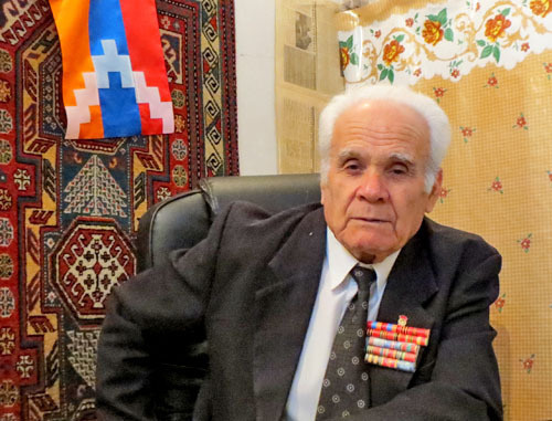 Председатель Союза ветеранов и труда ВОВ, майор запаса Сергей Барсегян. Нагорный Карабах, Степанакерт, 6 мая 2013 г. Фото Алвард Григорян для "Кавказского узла"