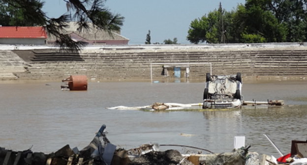 Стадион в Крымске после наводнения. 9 июля 2013 г. Фото Натальи Дорохиной для "Кавказского узла"