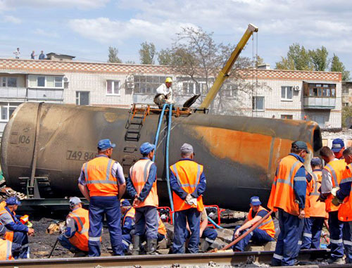 Устранение последствий аварии на станции Белая Калитва. Фото http://www.kalitva.ru/