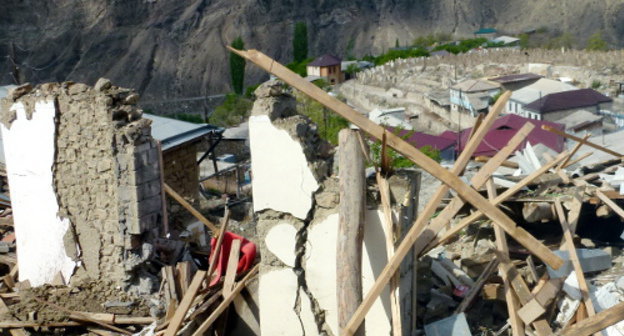 В селении Гимры после спецоперации. Дагестан, Унцукульский район, 10 мая 2013 г. Фото Ахмеда Магомедова для "Кавказского узла"