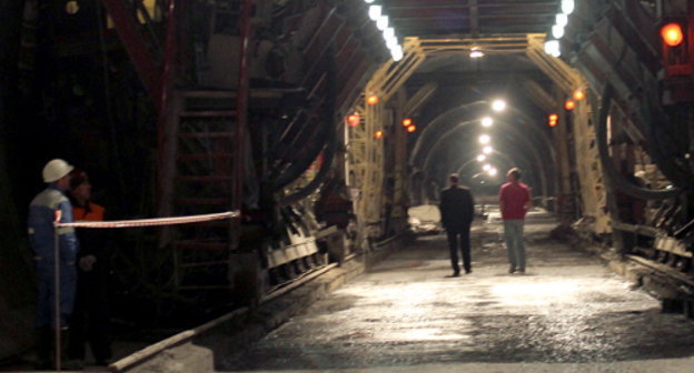 Идет реконструкция Рокского тоннеля. Северная Осетия, 17 мая 2013 г. Фото Эммы Марзоевой для "Кавказского узла"